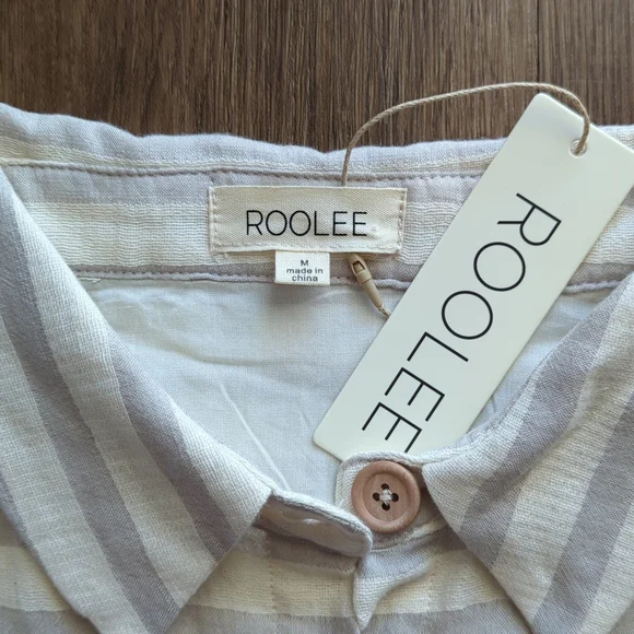 NWT Roolee Striped Cropped Button Up Size Medium - Picture 4 of 7